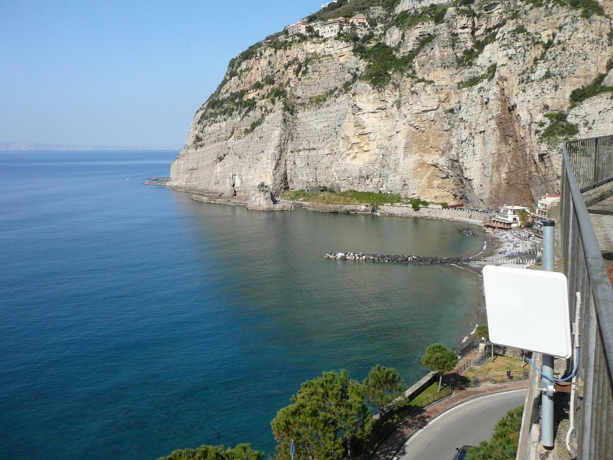 Villino L'Aranceto Sorrentino Bed & Breakfast Meta Exterior photo